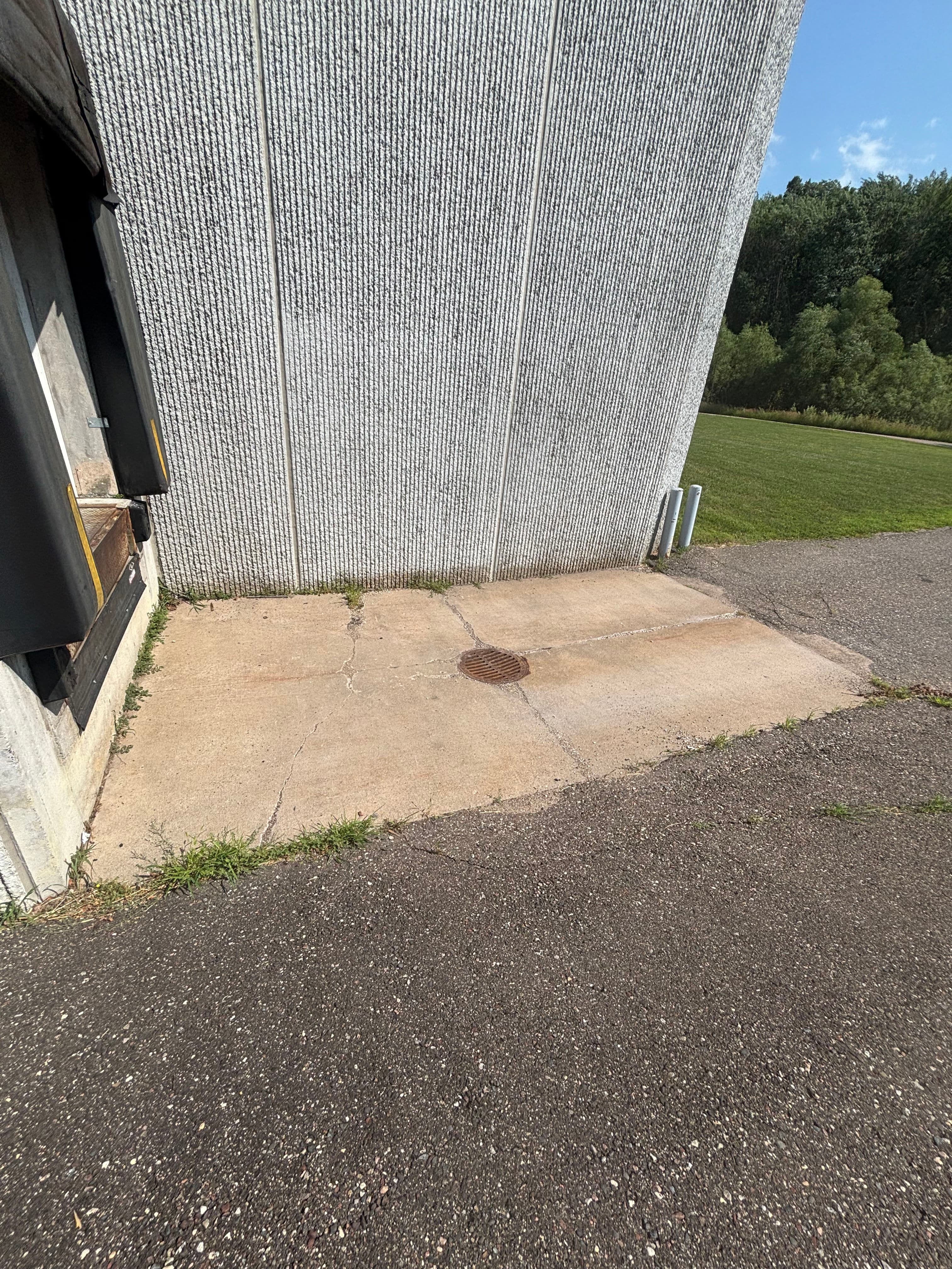 Project Commercial Concrete Flatwork and Curb Replacement Done Right image