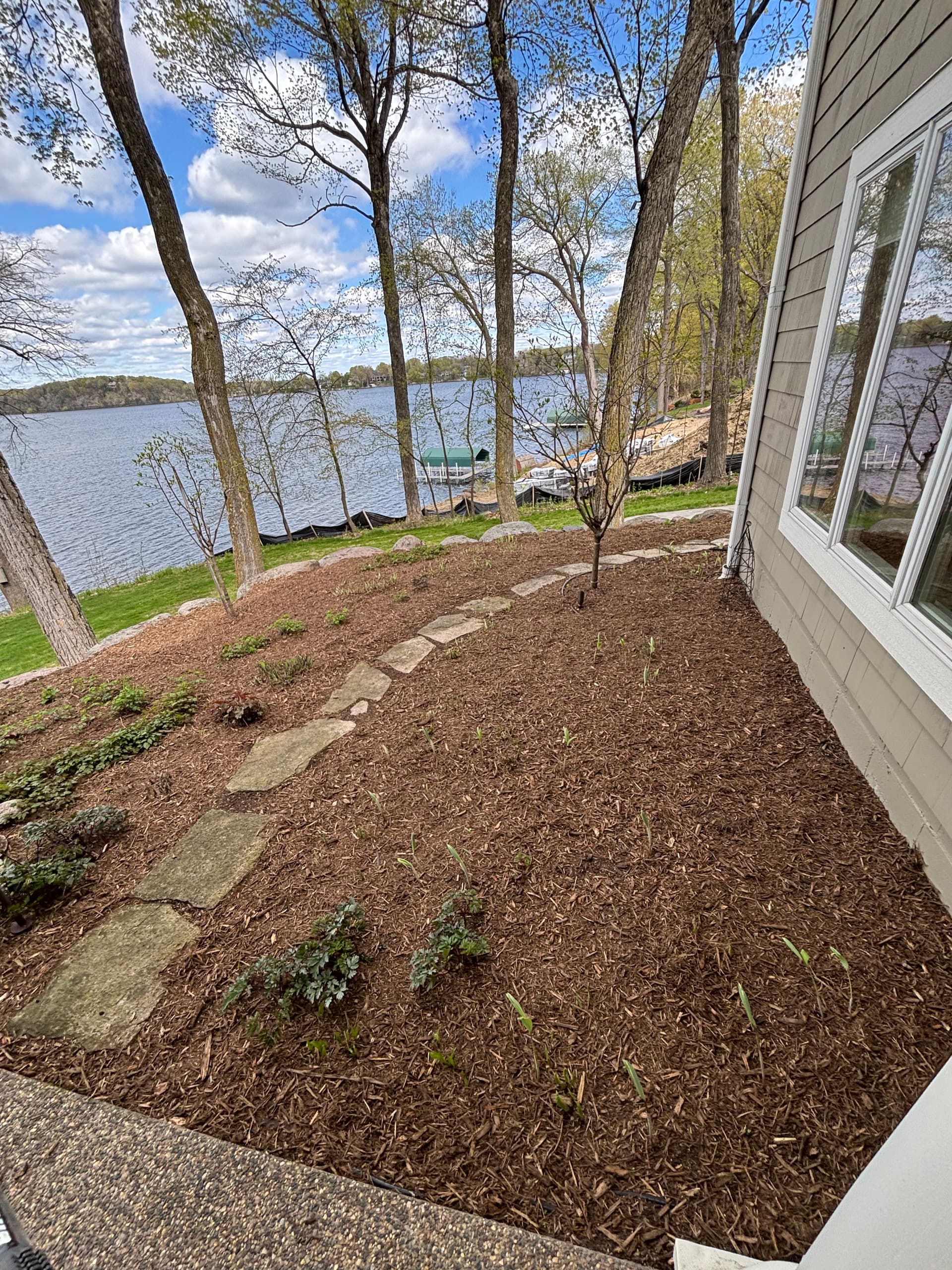 16-Yard Mulch Job on Halstead Bay Done Right image