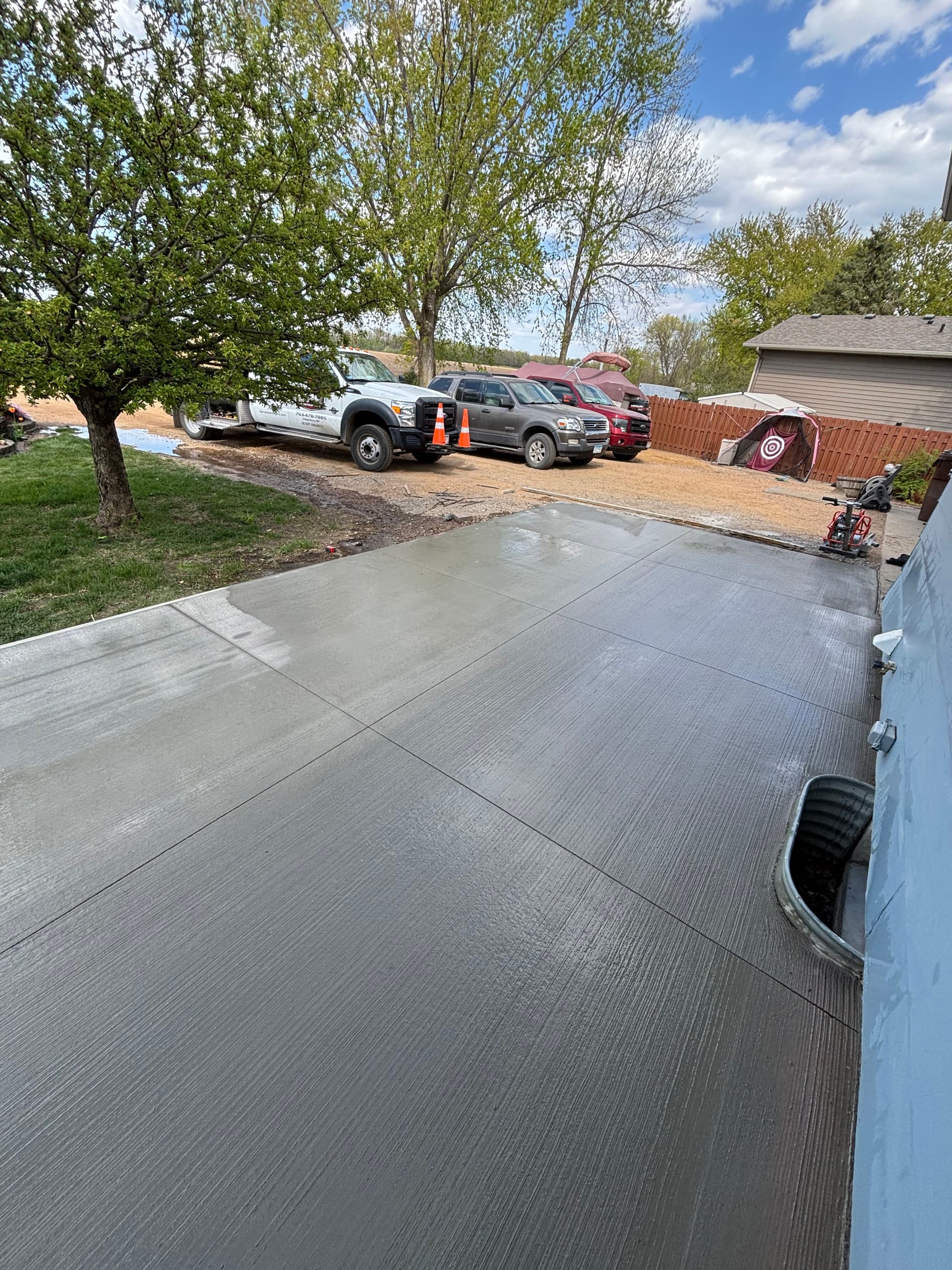 Driveways, Garage Slabs, and Flatwork Done Right image
