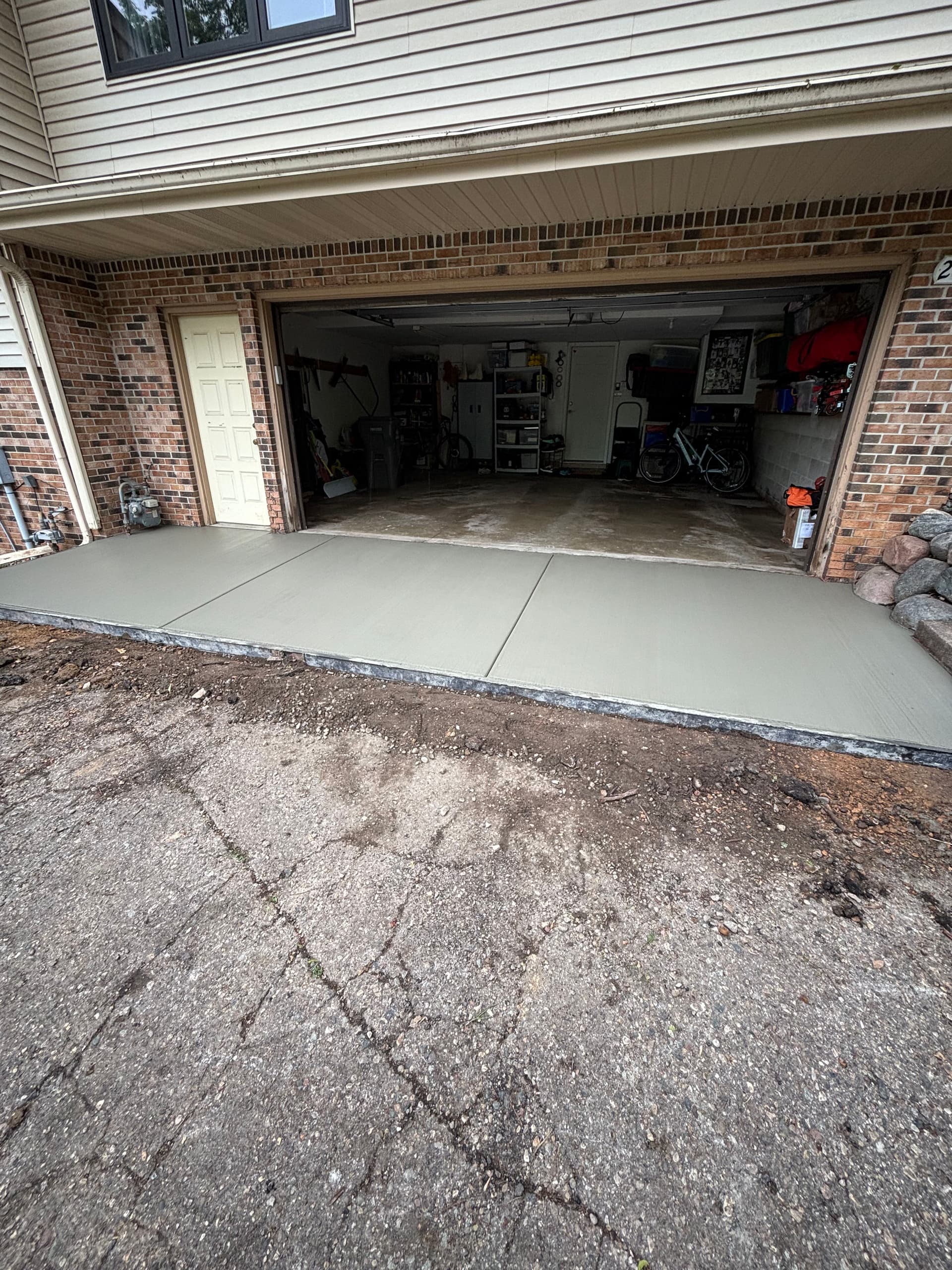 Gallery photos for Driveways, Walkways, Patios and Garage Floors Built to Last: Image #5