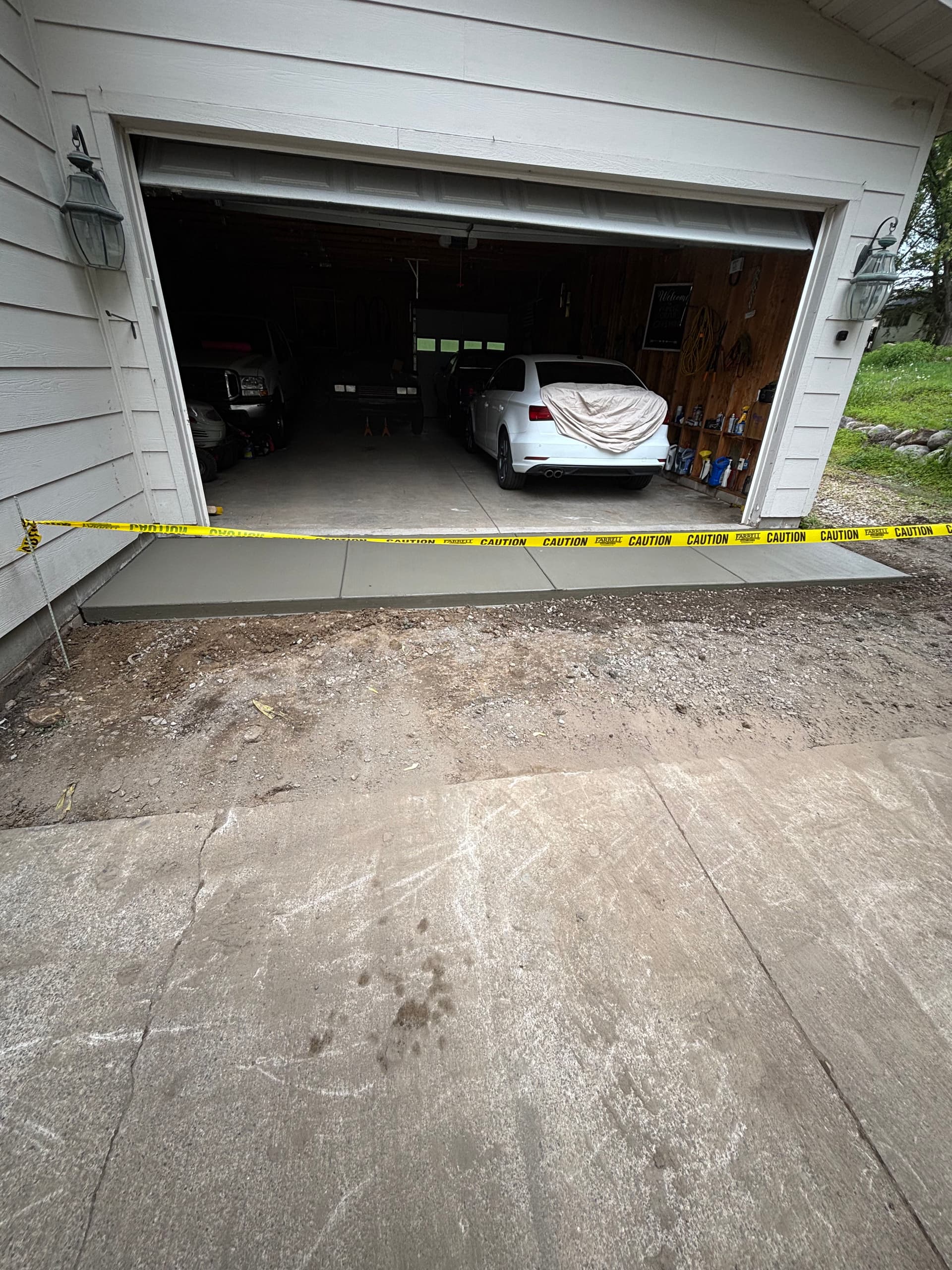 Gallery photos for Driveways, Walkways, Patios and Garage Floors Built to Last: Image #4